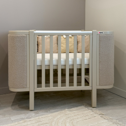 Pătuț bebeluș tăbăcit, ideal pentru co-sleeping, Victoria 120 x 60 cm – Nuanta Cappuccino