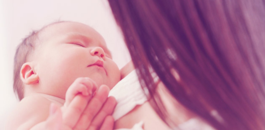 13 sfaturi esențiale pentru a liniști un bebeluș care plânge