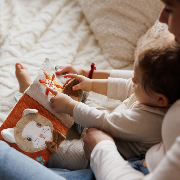 Poza cu Carte senzoriala copii Natura Babyono 1531