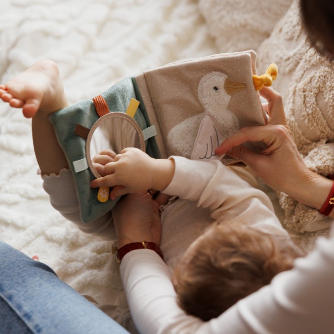 Poza cu Carte senzoriala copii Natura Babyono 1531