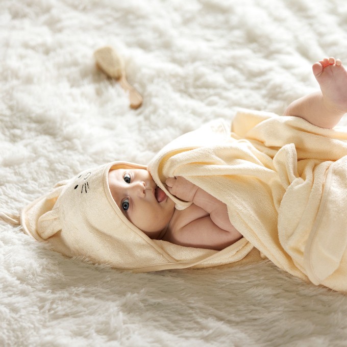 Poza cu Prosop baie bambus cu gluga 100 x 100 cm Babyono crem 1553/07