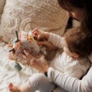 Poza cu Jucarie cub activitati Vacuta Bingo Babyono 1689