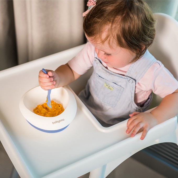 Poza cu Set castron si lingurita cu ventuza copii albastru Babyono 1077/01