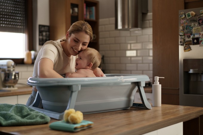 Poza cu Cadita pliabila cu dop de scurgere si termometru Dove Grey Tega Baby FB-004-106