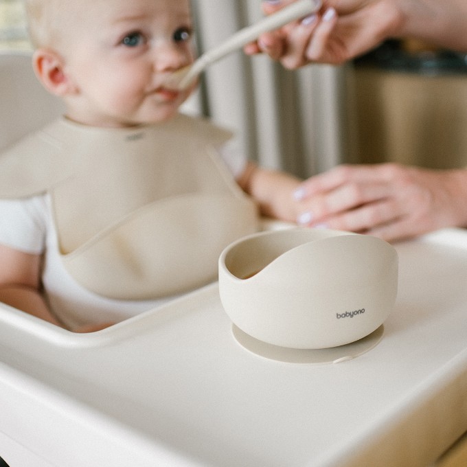 Poza cu Bol din silicon cu ventuza pentru copii Babyono roz 1481/02